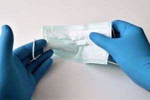 Ungaria şi-a asigurat capacitatea de a produce singură necesarul de măşti medicale