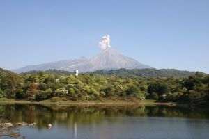 Vulcanii din Guatemala înregistrează din nou activitate eruptivă
