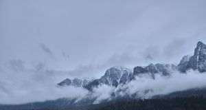 Risc maxim de avalanşă în Masivul Bucegi