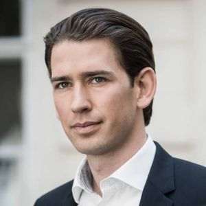 Cancelarul Austriei, Sebastian Kurz, şi aliaţii săi est-europeni cer o "corecţie" în distribuirea vaccinurilor în UE