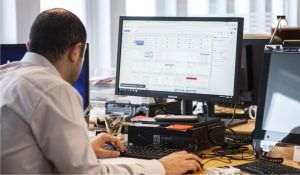 Angajaţii spun că pandemia a contribuit la digitalizarea instituţiilor la care lucrează