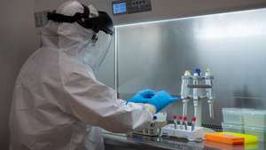 MedLife a identificat 88 de cazuri noi cu tulpina britanică, din 94 de probe secvenţiate