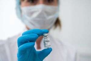 Rusia afirmă că este puţin probabil ca vaccinul Sputnik V să fie aprobat în curând în Europa