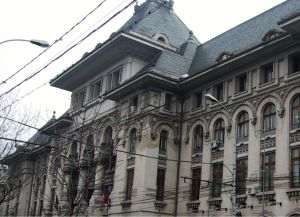 Primăria Capitalei caută talente literare în rândul pensionarilor