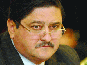 Ministrul Constantin Niţă solicită cabinetului Boc un buget de 0,5% din PIB pentru finanţarea IMM-urilor.