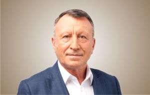 "«Comitetul interministerial pentru revenirea la normalitate» este doar un exerciţiu de imagine. Normalitatea nu o stabileşte Cîţu prin comitetul lui. Toţi specialiştii spun, fără vreun dubiu, că nu putem previziona un orizont de timp exact pentru revenirea la o viaţă socială normală", a declarat Secretarul general al PSD,Paul Stănescu.