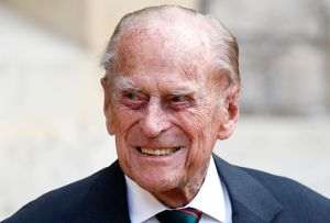 Copiii prinţului Philip i-au adus un omagiu tatălui lor, ''stânca'' familiei regale