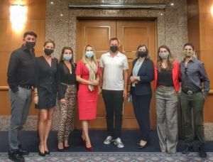 Cristian Oneţiu se implică în crearea celei mai mari comunităţi româneşti de business din zona Golfului