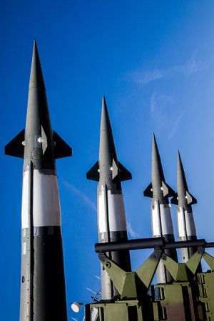 Trei rachete i-au vizat pe militarii americani de pe aeroportul din Bagdad