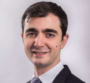 " Preşedintele executiv al ANEIR, Mihai Ionescu, este foarte deranjat că punem capăt unei mafii care căpuşa banii publici din Ministerul Economiei"