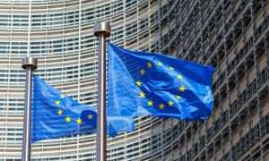 Comisia Europeană a acţionat în judecată AstraZeneca pentru nerespectarea contractului de furnizare a vaccinurilor anti-COVID-19