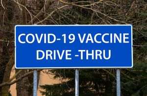 Săptămâna aceasta va fi deschis centrul de vaccinare drive thru de la Piaţa Constituţiei