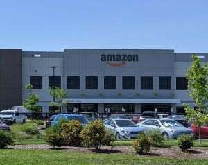 Amazon a înregistrat un profit de 8,1 miliarde de dolari