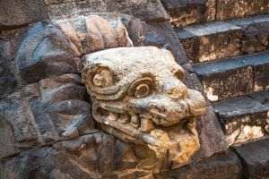 Guvernul mexican cere scuze mayaşilor