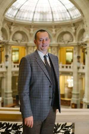 Bogdan Neacşu, Preşedinte, Director General CEC Bank.