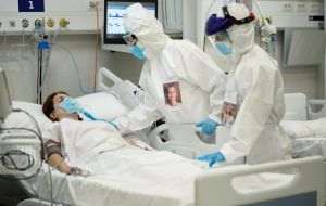 Ce e val, ca valul (pandemic) trece