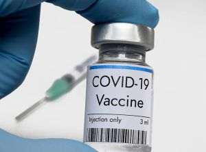 Gratuitatea vaccinării, motiv de dispută între Ludovic Orban şi Florin Cîţu