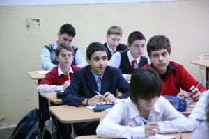 Mână întinsă pentru elevii din mediul rural