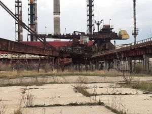 România vrea să îşi vândă participaţia la combinatul Krivoi Rog din Ucraina
