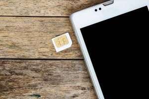 Ministrul Justiţiei vrea interzicerea vânzării cartelelor prepay fără buletin