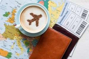Uniunea Europeană relaxează restricţiile de călătorie pentru SUA şi din alte şapte state