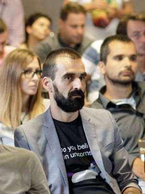 "Ameninţările cibernetice cu mari şanse de reuşită vizează factorul uman"