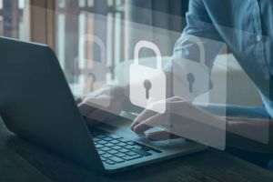 Mai multe site-uri ale presei de stat iraniene blocate de justiţia SUA