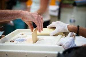 Francezii, chemaţi la urne pentru al doilea tur al alegerilor regionale