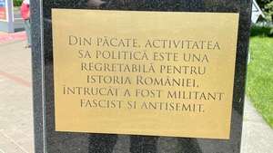 Foto: Statuia lui Octavian Goga din Iaşi - sursa Adrian Cioflâncă