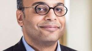 Hossam Bahgat, director executiv al Iniţiativei egiptene pentru drepturile personale (IEDR)