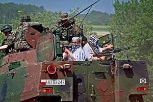 UE şi SUA cer talibanilor să pună capăt ofensivei militare în Afganistan