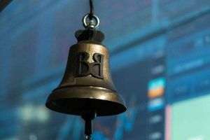 Piaţa AeRO îşi deschide porţile pentru acţiunile Visual Fan