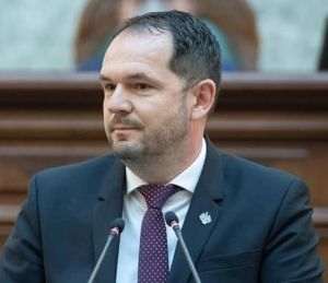 "Nu ne oprim şi încercăm să clarificăm presupusele nereguli din ASF"