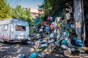 Gunoaiele au îngenuncheat cea mai bogată zonă a Capitalei