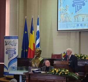 Ion Sideri prezentând bustul lui Evanghelie Zappa la Academia Română