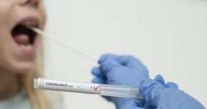 CDC anunţă că testul RT-PCR nu va mai fi utilizat pentru diagnosticarea COVID-19