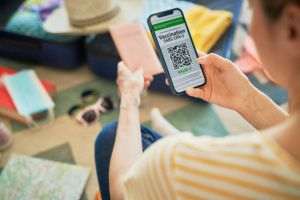 Polonia va elimina restricţiile doar pentru persoanele care s-au vaccinat anti-Covid 