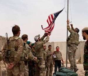 Drapelul ambasadei americane la Kabul a fost retras