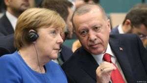 Erdogan şi Merkel au discutat despre unele măsuri pentru evitarea unei ''tragedii umanitare''