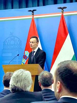  Peter Szijjarto, ministrul de externe ungar
