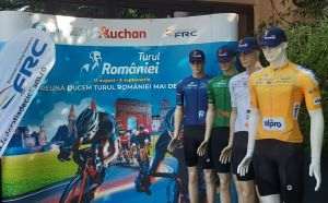 Turul României - 100 de ciclişti pedalează pentru 25.000 de euro