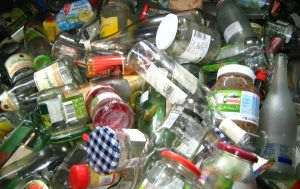 Comerţul cu gunoaie - o afacere de jumătate de miliard de euro