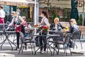 Marea Britanie va apela la lockdown doar ca ultimă soluţie 