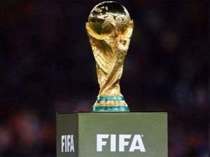 FIFA pregăteşte o lovitură - Cupa Mondială, din doi în doi ani