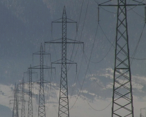 În anul 2008, resursele de enegrie primară au scăzut cu 2,4%, iar cele de energie electrică au crescut faţă de anul 2007 cu 6%.