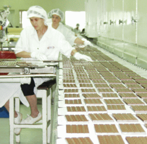 Kraft este una dintre cele mai mari companii de produse alimentare şi băuturi din lume.