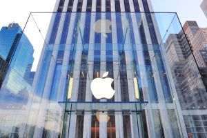 Apple va reduce probabil producţia iPhone 13 din cauza deficitului global de cipuri