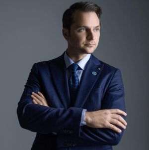 Sebastian Burduja anunţă un proiect de lege pentru stimularea pieţei de capital şi a bursei româneşti