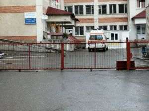 Demisii din partea medicilor care nu vor să trateze bolnavii COVID