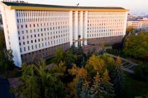 Parlamentul a aprobat instituirea stării de urgenţă pentru 30 de zile în contextul crizei gazului